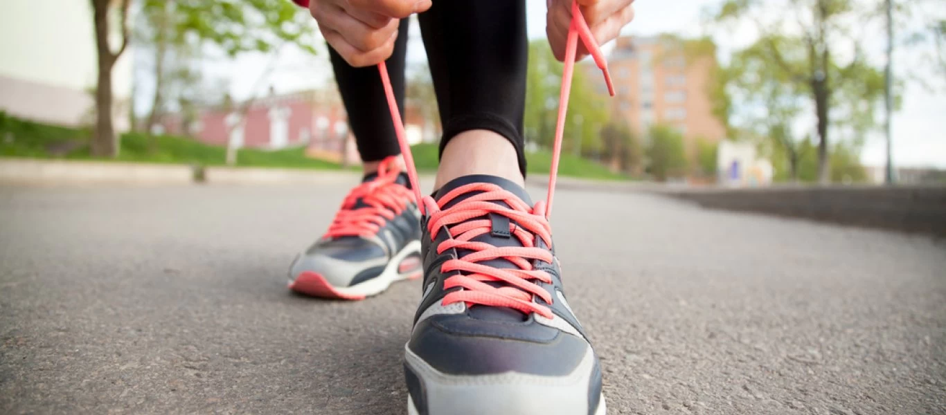 Tι μπορεί να δείξει για την υγεία μας ο τρόπος που περπατάμε;